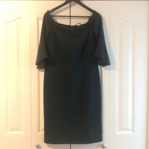 Off the shoulder dress. Dark Green